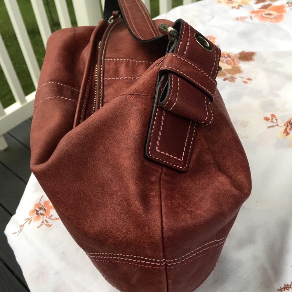 Beautiful Distressed Leather Authentic Coach - image 8